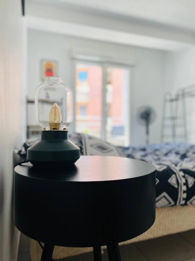 Ferienwohnung Studio Le 2, Free Parking, Free Wifi, Transports Nîmes Exterior foto