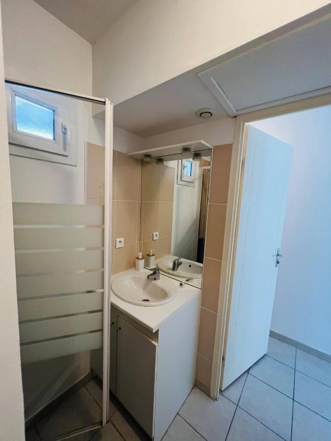 Ferienwohnung Studio Le 2, Free Parking, Free Wifi, Transports Nîmes Exterior foto